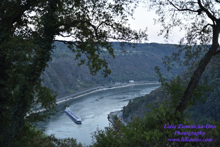 The Rhine Bend at the Loreley.jpg